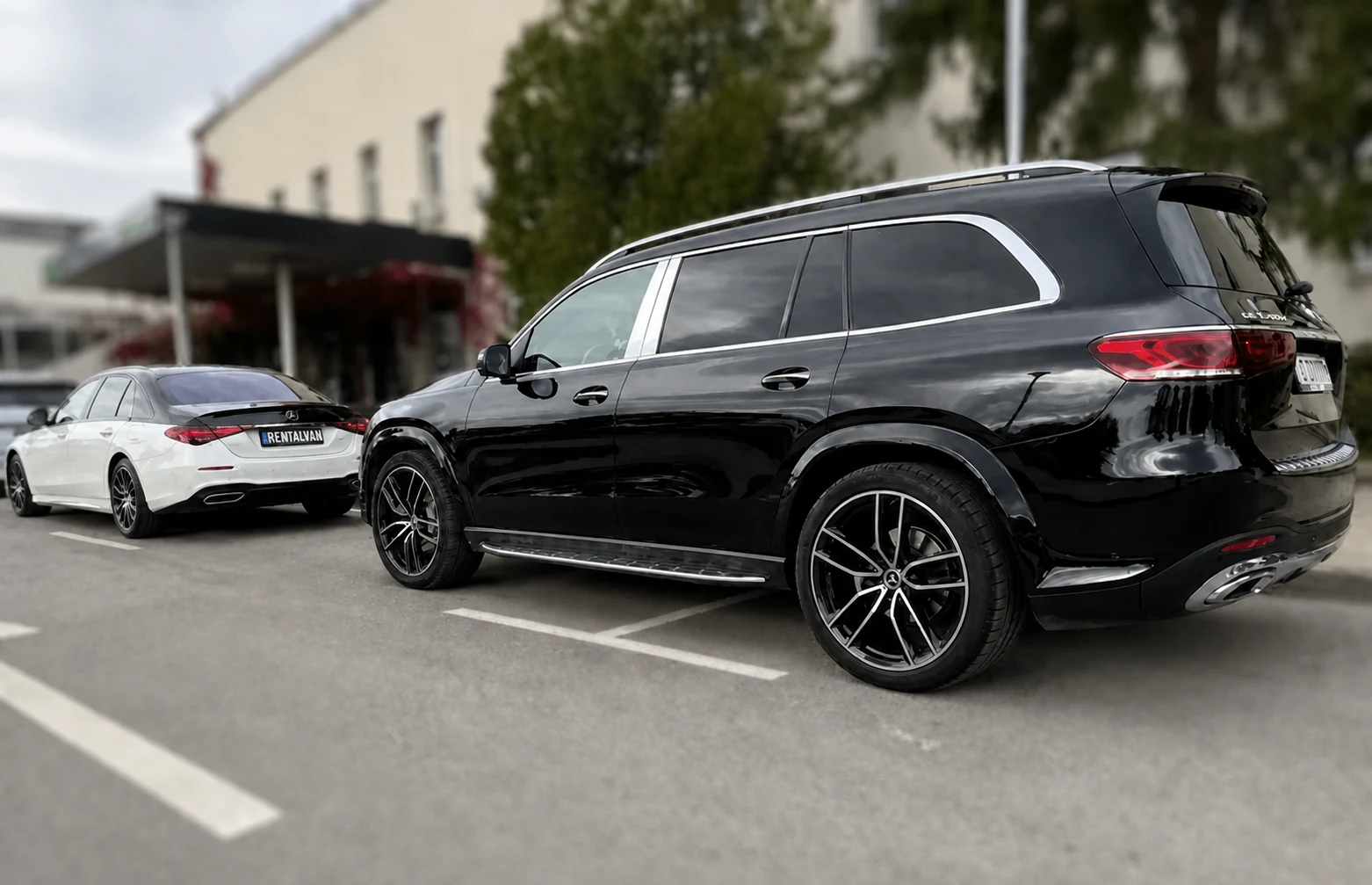 Mercedes-Benz GLS W167 Maybach SUV chauffeur vehicle